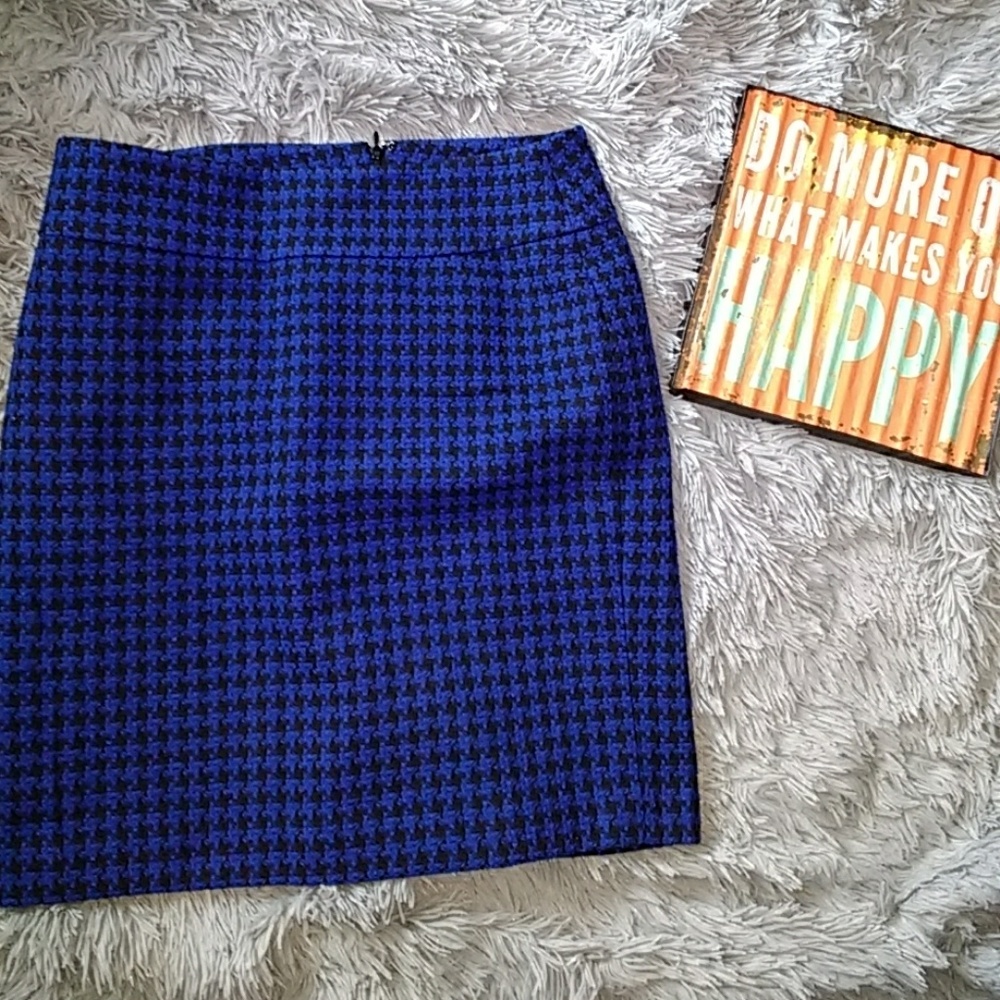 Ann Taylor houndstooth pencil skirt blue black